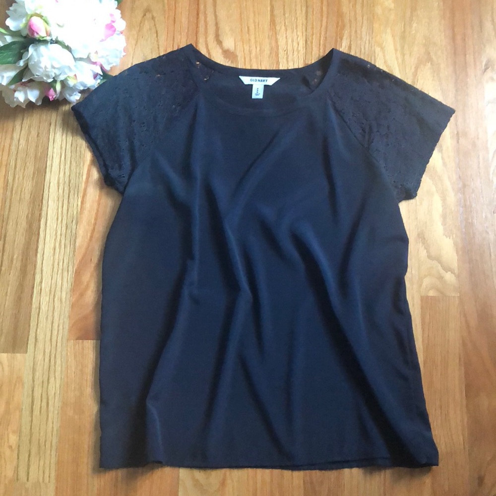 Old Navy navy blue lace sleeve top